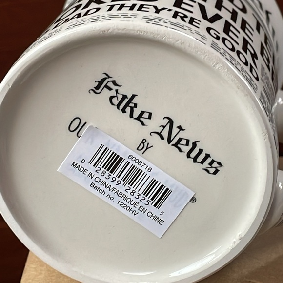 Enesco Fake News Dad Mug Fathers Day Gift Dad Jokes Funny New - Picture 5 of 7